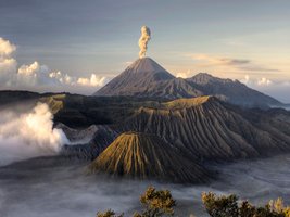 Wunderschöne Vulkanlandschaft auf Java