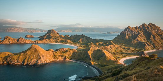 Küstenlandschaft in Komodo