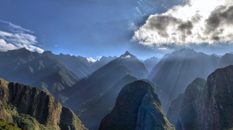 Blick auf die Anden um Machu Picchu